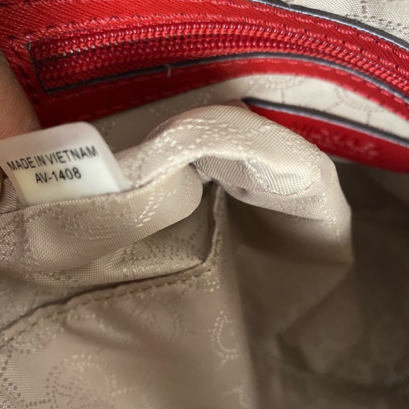 MICHAEL KORS CROSSBODY - Picture 8 of 14